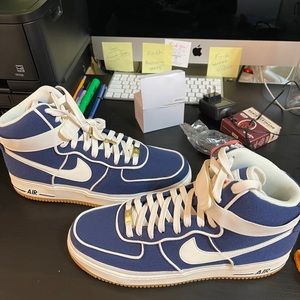 Nike Air Force 1 High LV8